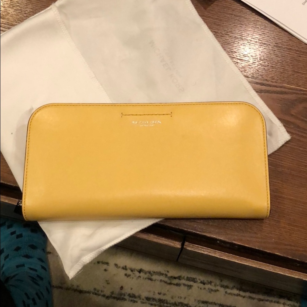 Michael Kors Collection continental wallet